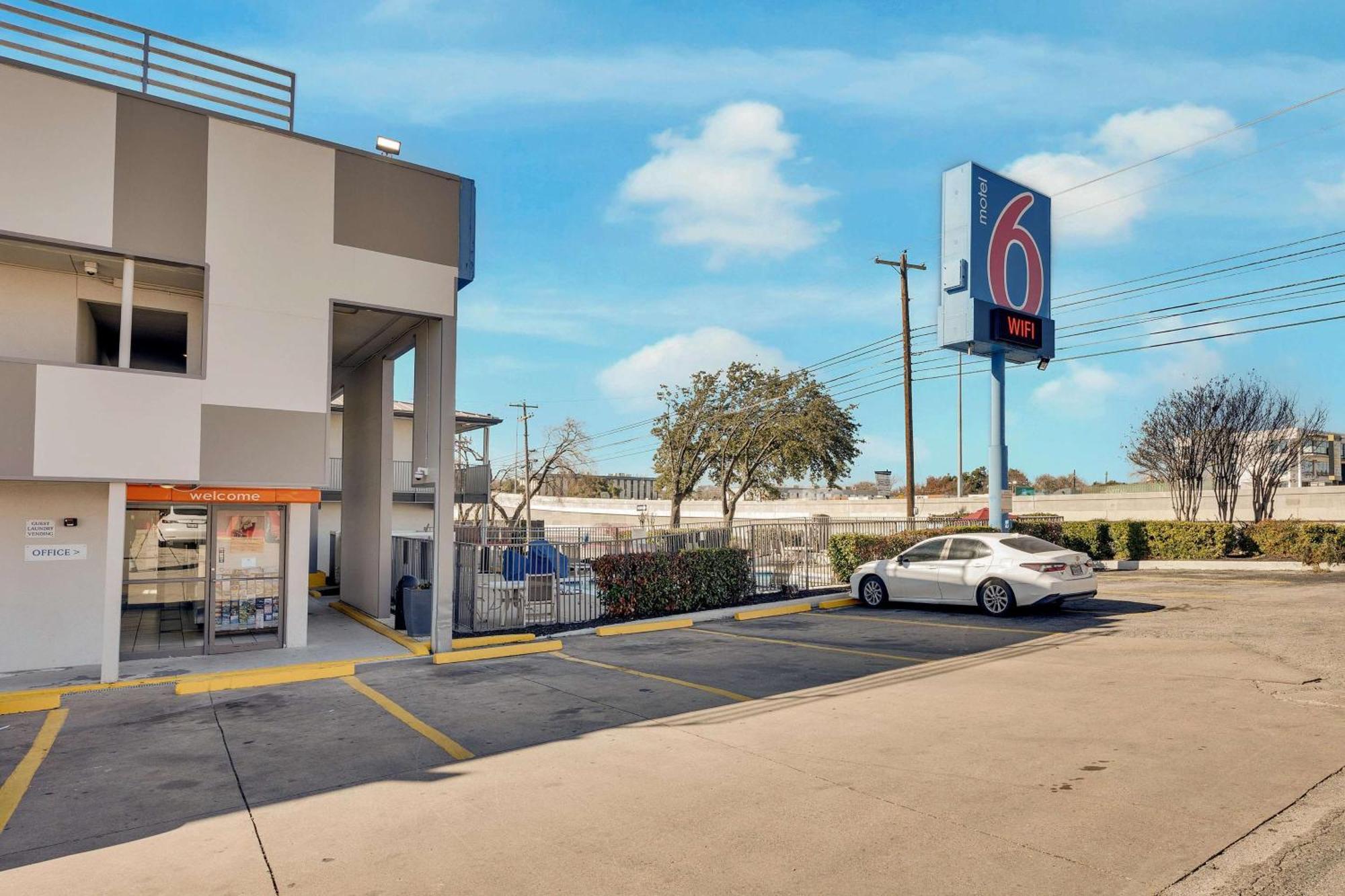 6-austin, Tx - Airport - South